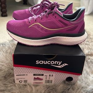 Brand New Women’s Saucony Shoes